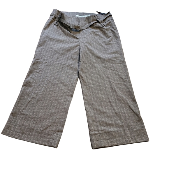 NEW Dynamite brown  belted plaid gaucho capri pants - Picture 1 of 8